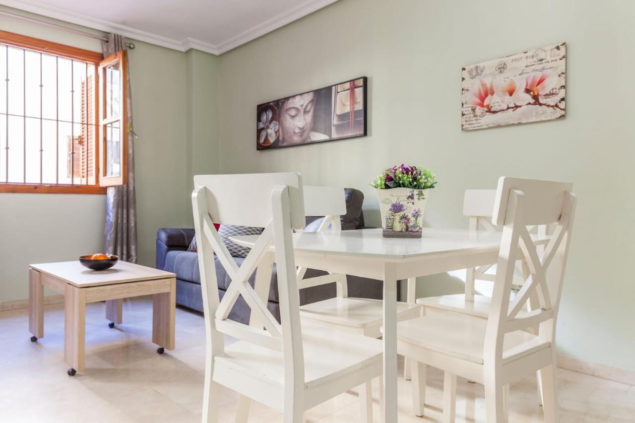 Appartement Calle Sierpes